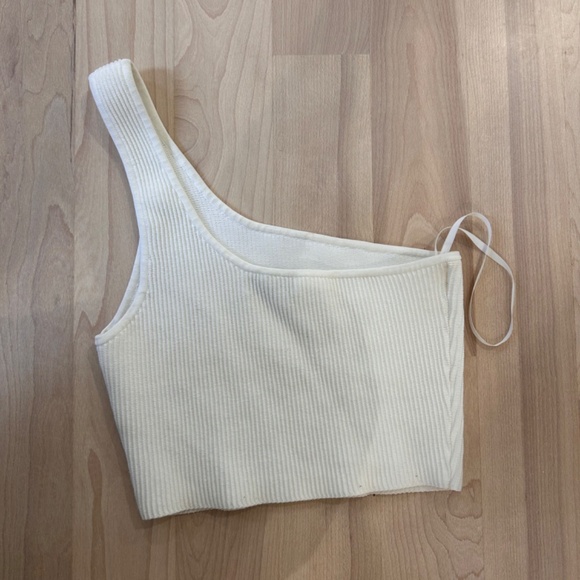 Babaton knit half shoulder top - Picture 2 of 3